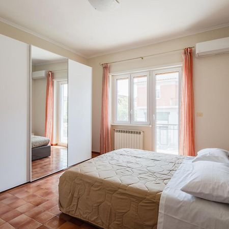 Appartement Casa Brando à Santa Maria delle Mole Extérieur photo